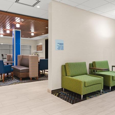 Holiday Inn Express & Suites - Suisun City By Ihg エクステリア 写真