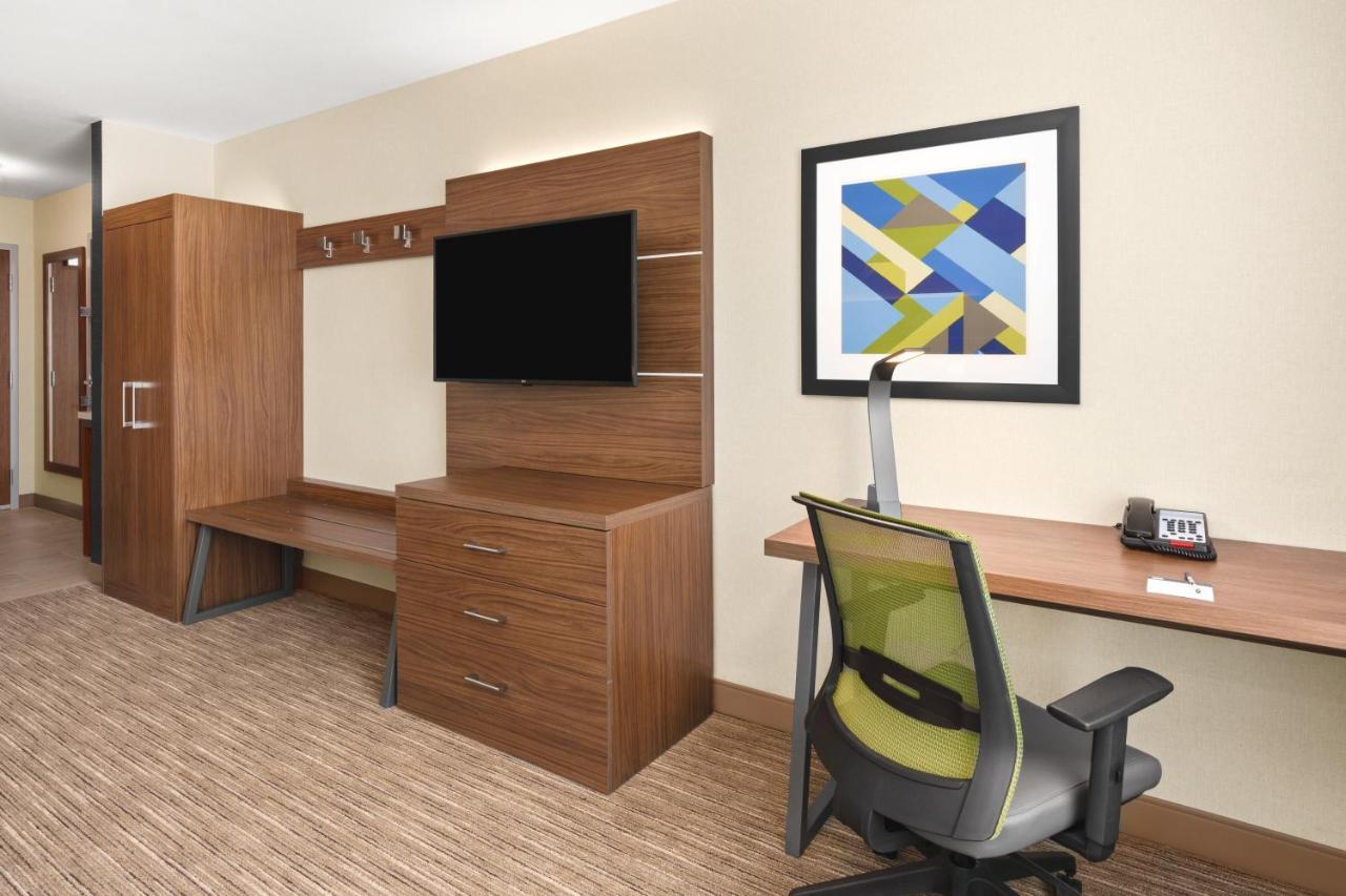 Holiday Inn Express & Suites - Suisun City By Ihg エクステリア 写真