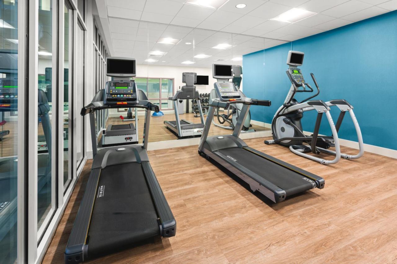 Holiday Inn Express & Suites - Suisun City By Ihg エクステリア 写真