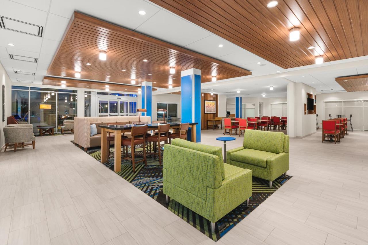 Holiday Inn Express & Suites - Suisun City By Ihg エクステリア 写真