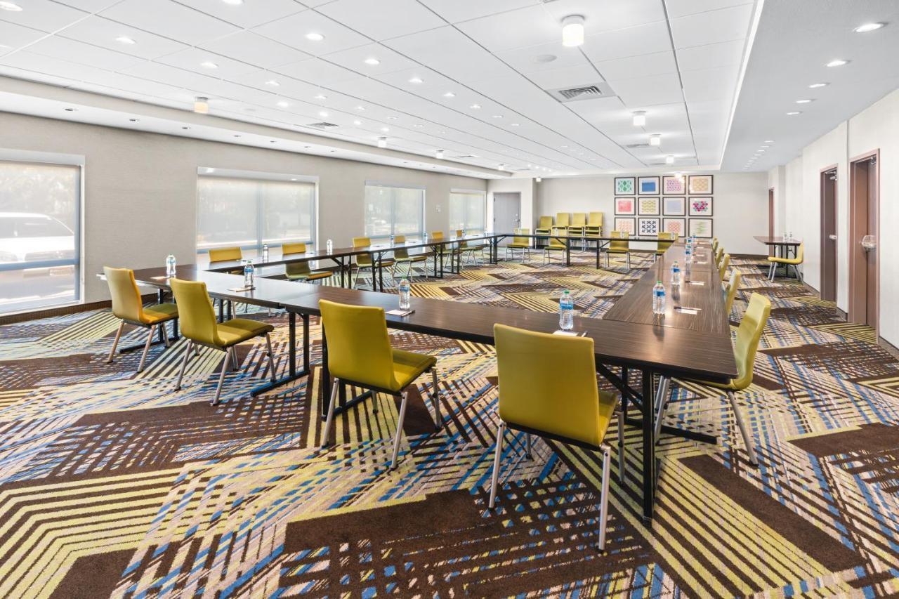 Holiday Inn Express & Suites - Suisun City By Ihg エクステリア 写真